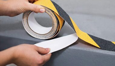 Anti Skid/AntiSlip Fall Resistant Acrylic Adhesive Tape 5cm*5 mtr