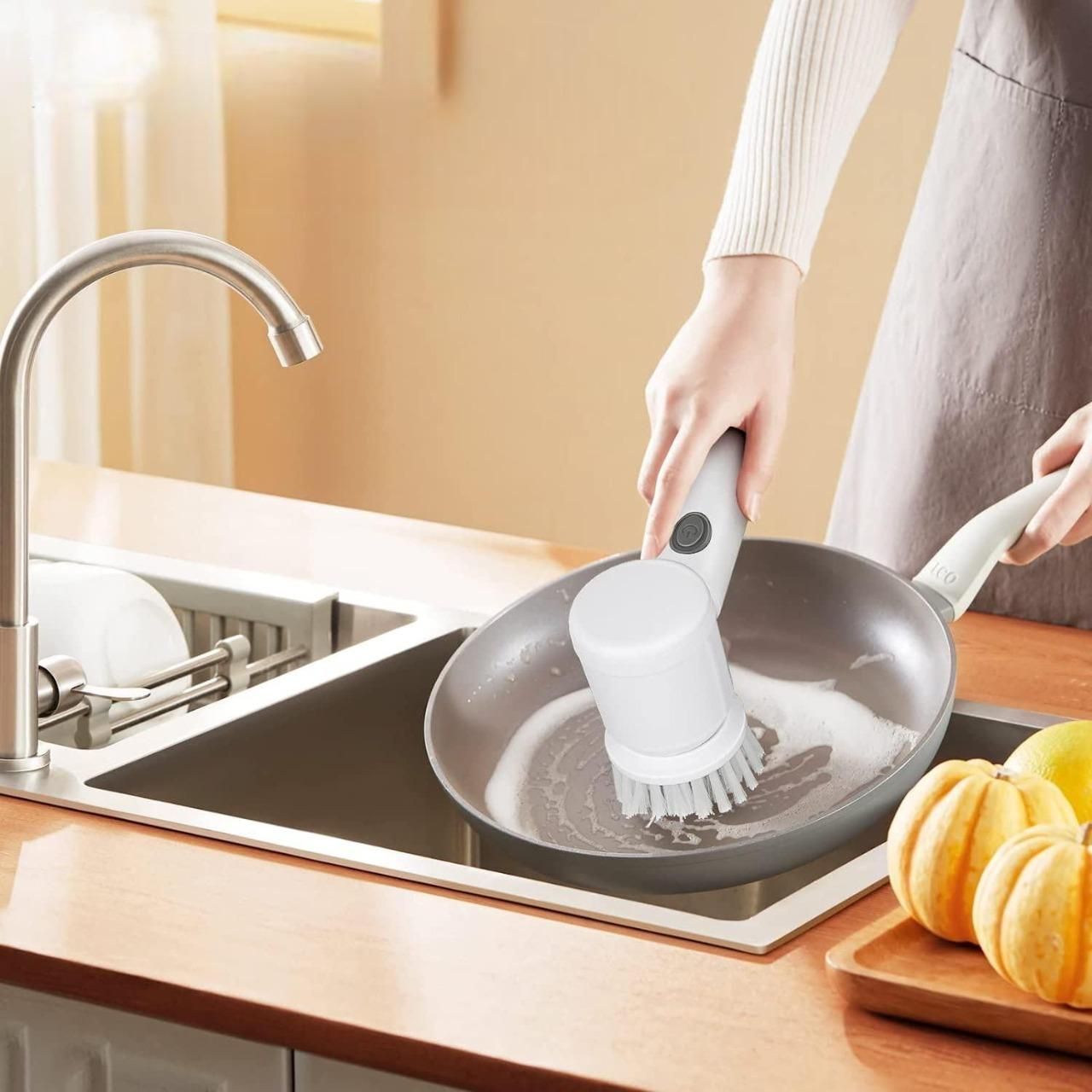 5949563719 5 in 1 Handheld Bathroom Cleaning Brush - Image 1