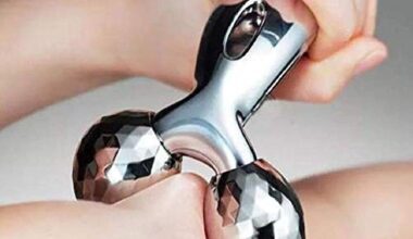 360 Rotate Roller Face Body Massager