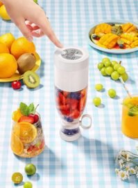 Electric Portable Mini Juicer Bottle - Image 5