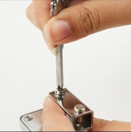 8 in 1 Key Shaped Multitool - Image 3