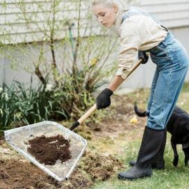 Heavy Shovel for Soil Lifting - Image 3