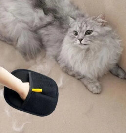 Pet Hair Removal Gloves - Image 2